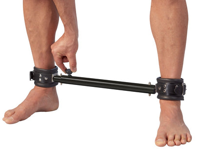 ZADO Spreizstange mit Leder-Fußfesseln