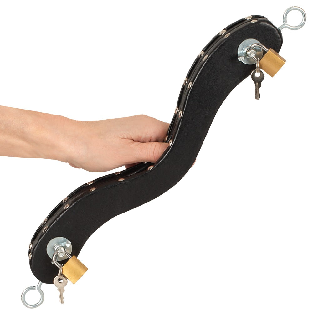 ZADO Humbler aus Leder mit zwei Schlössern