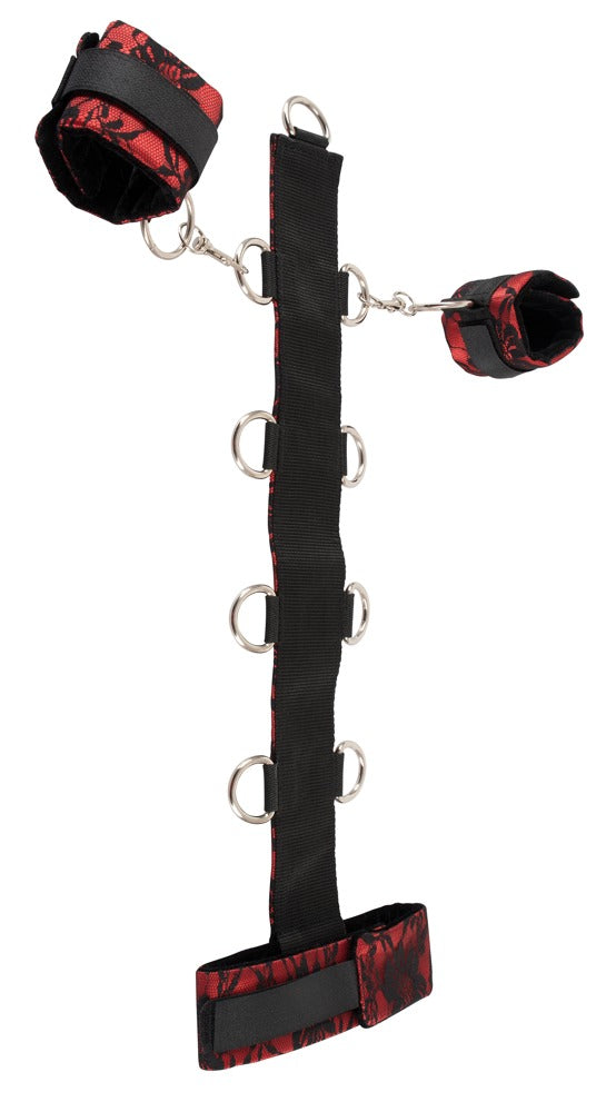 Bad Kitty Halsfessel-Set mit Handfesseln aus Satin und Spitze, rot