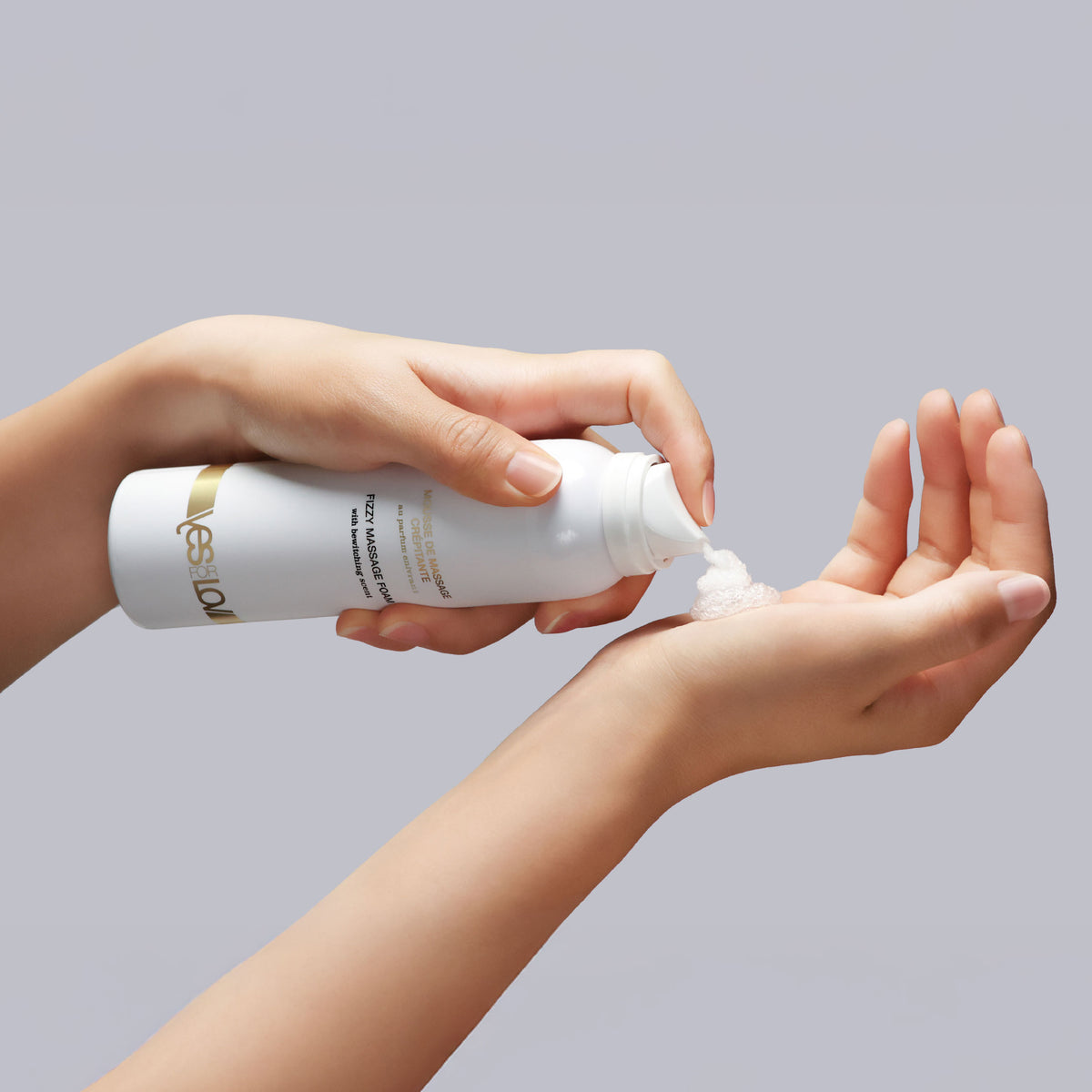 YESforLOV Fizzy Massage Foam with bewitching scent 150ml