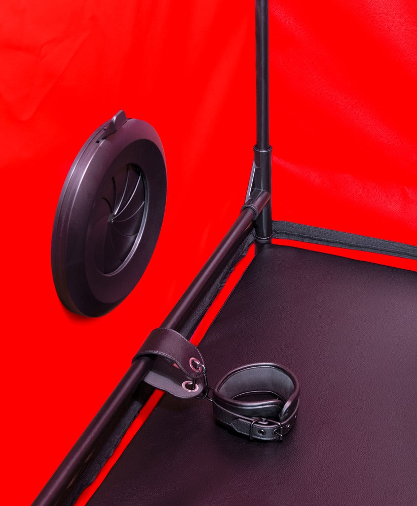Secret Dome Scandale - Black & Red