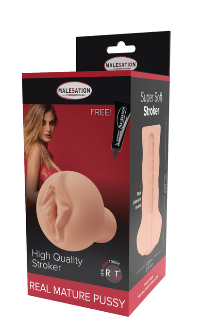 MALESATION Masturbator Real Mature Pussy Masturbator